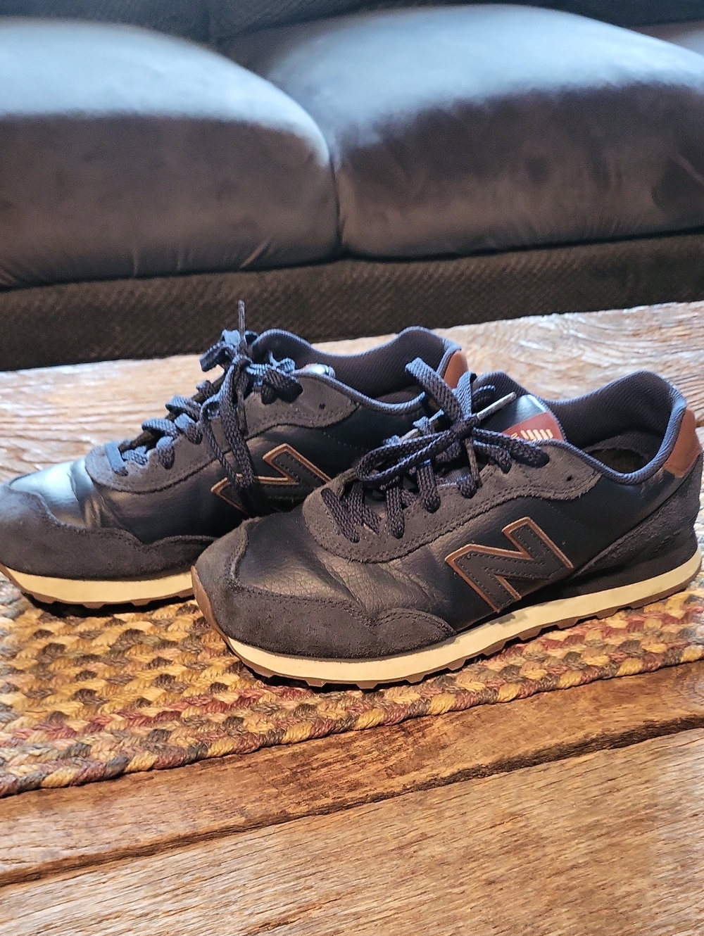 New Balance Men's Navy and Brown Retro Running Sneakers